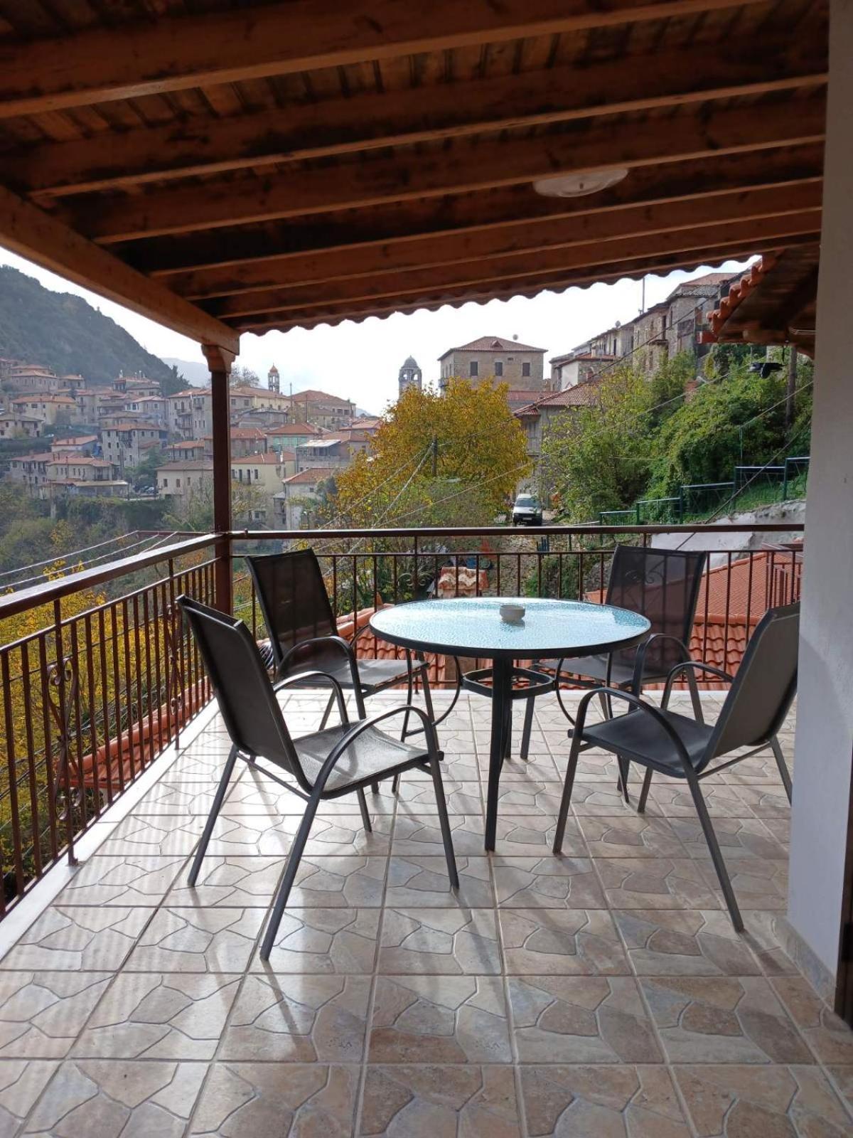 Family Home Dimitsana Exterior foto